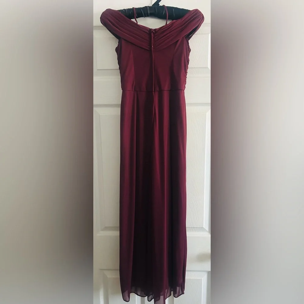 Crisscross Off-Shoulder Girls Junior Bridesmaid dress, sewn in bra, size 10 - Picture 5 of 9